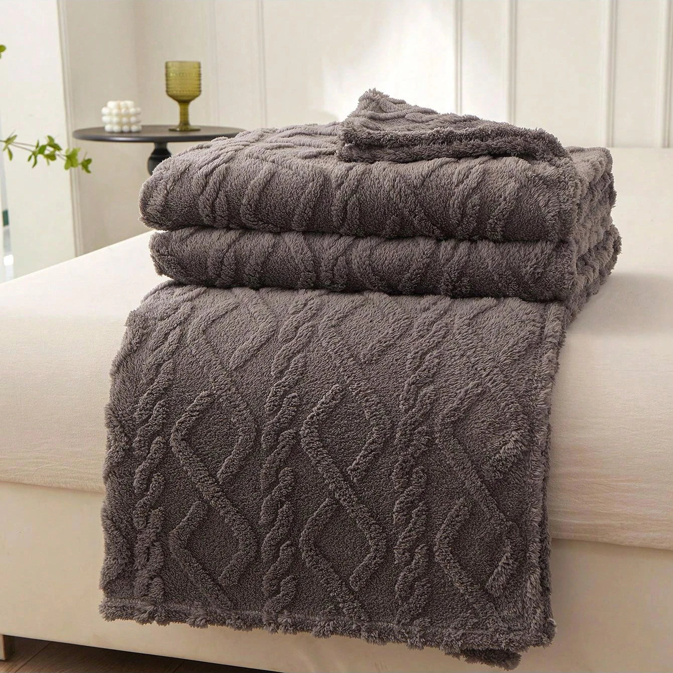 Luxurious Wide Striped Flannel Blanke