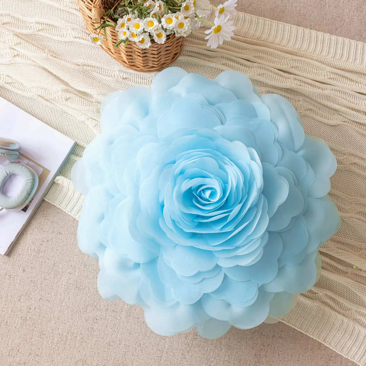 European Flower Cushion Cover Stereoscopic Flower Pillowcase Round Luxury Cushion.