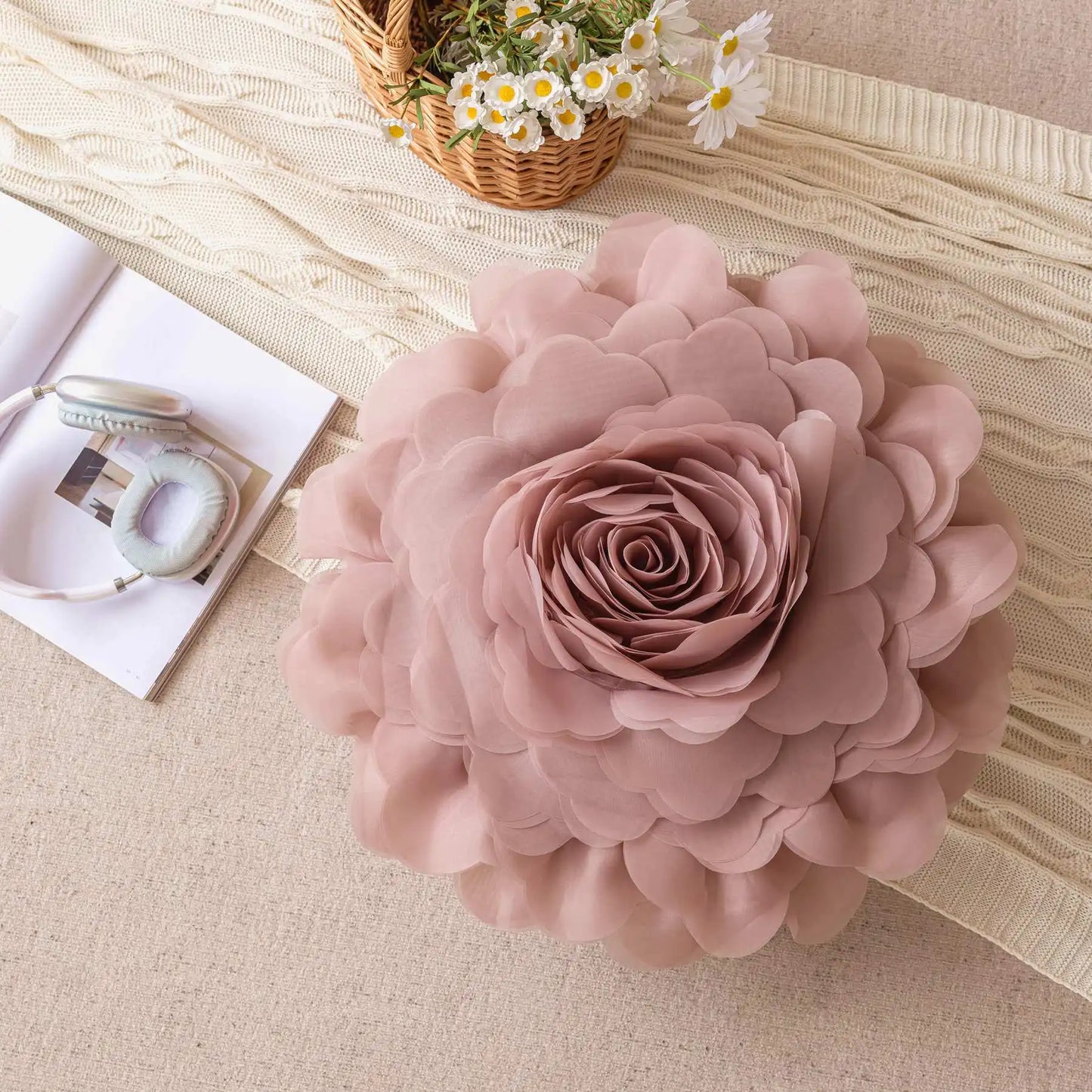 European Flower Cushion Cover Stereoscopic Flower Pillowcase Round Luxury Cushion.