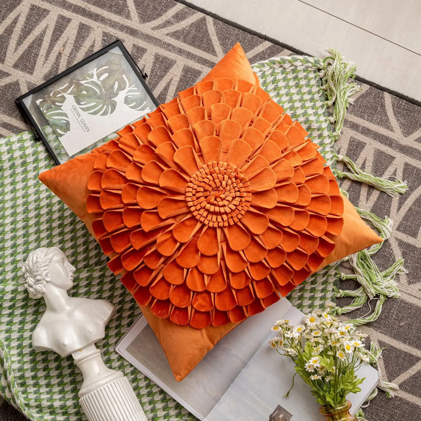 Daisy 3D Flower Pillow Covers Handmade Velvet Petals Home Decor (45x45cm)