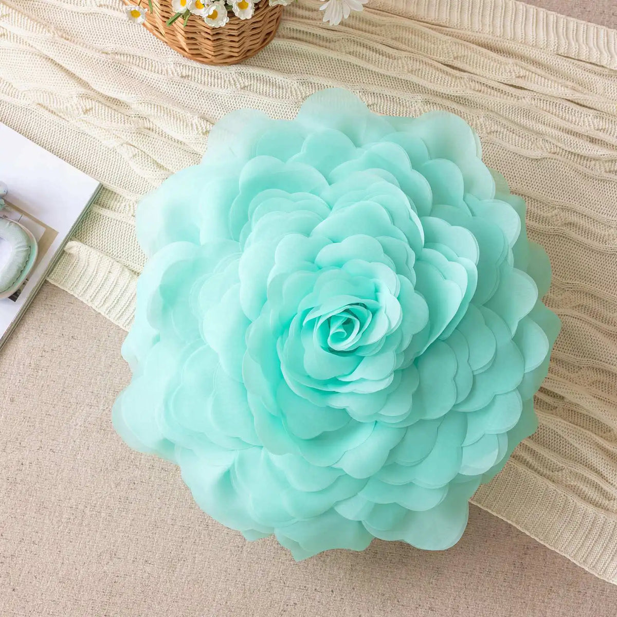 European Flower Cushion Cover Stereoscopic Flower Pillowcase Round Luxury Cushion.