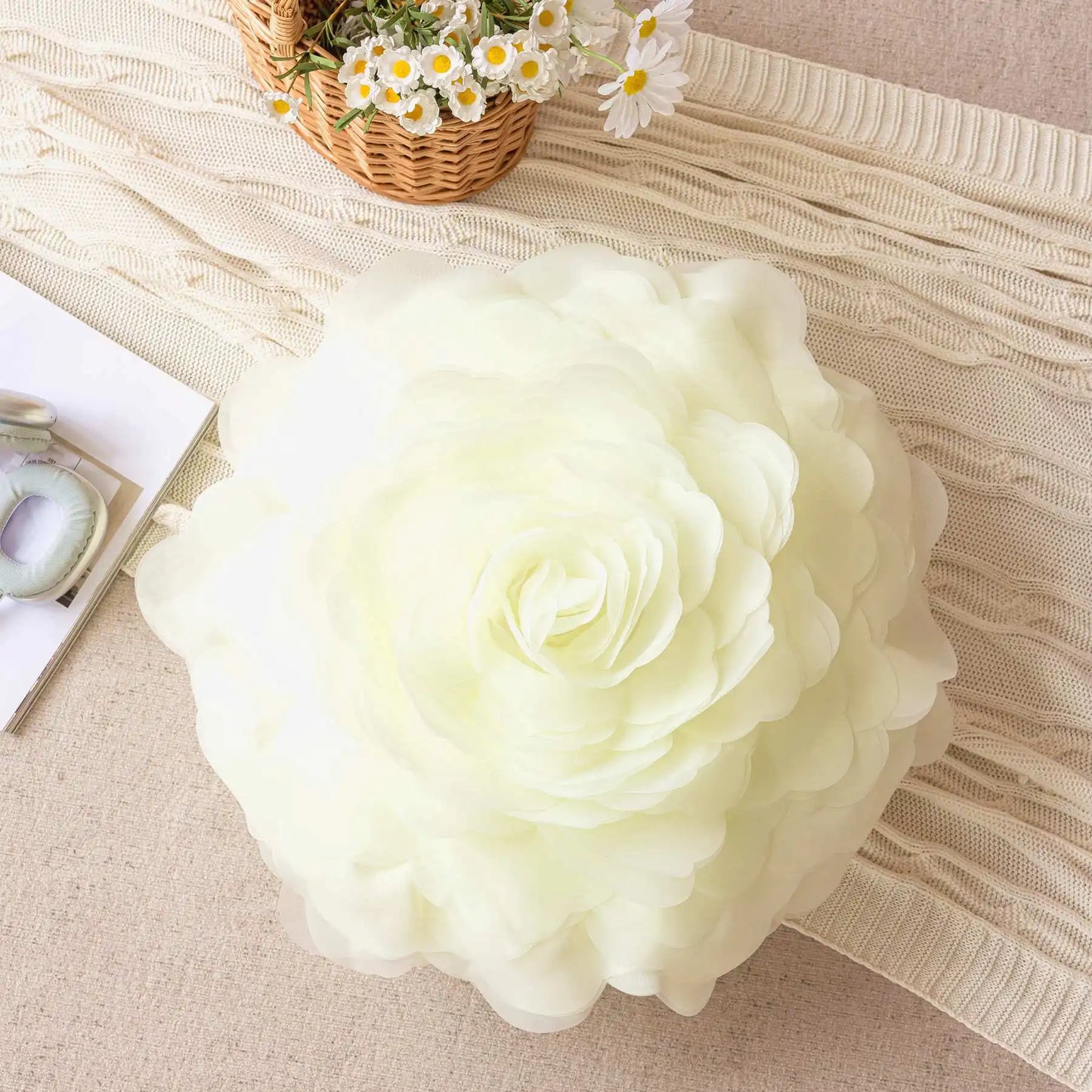 European Flower Cushion Cover Stereoscopic Flower Pillowcase Round Luxury Cushion.