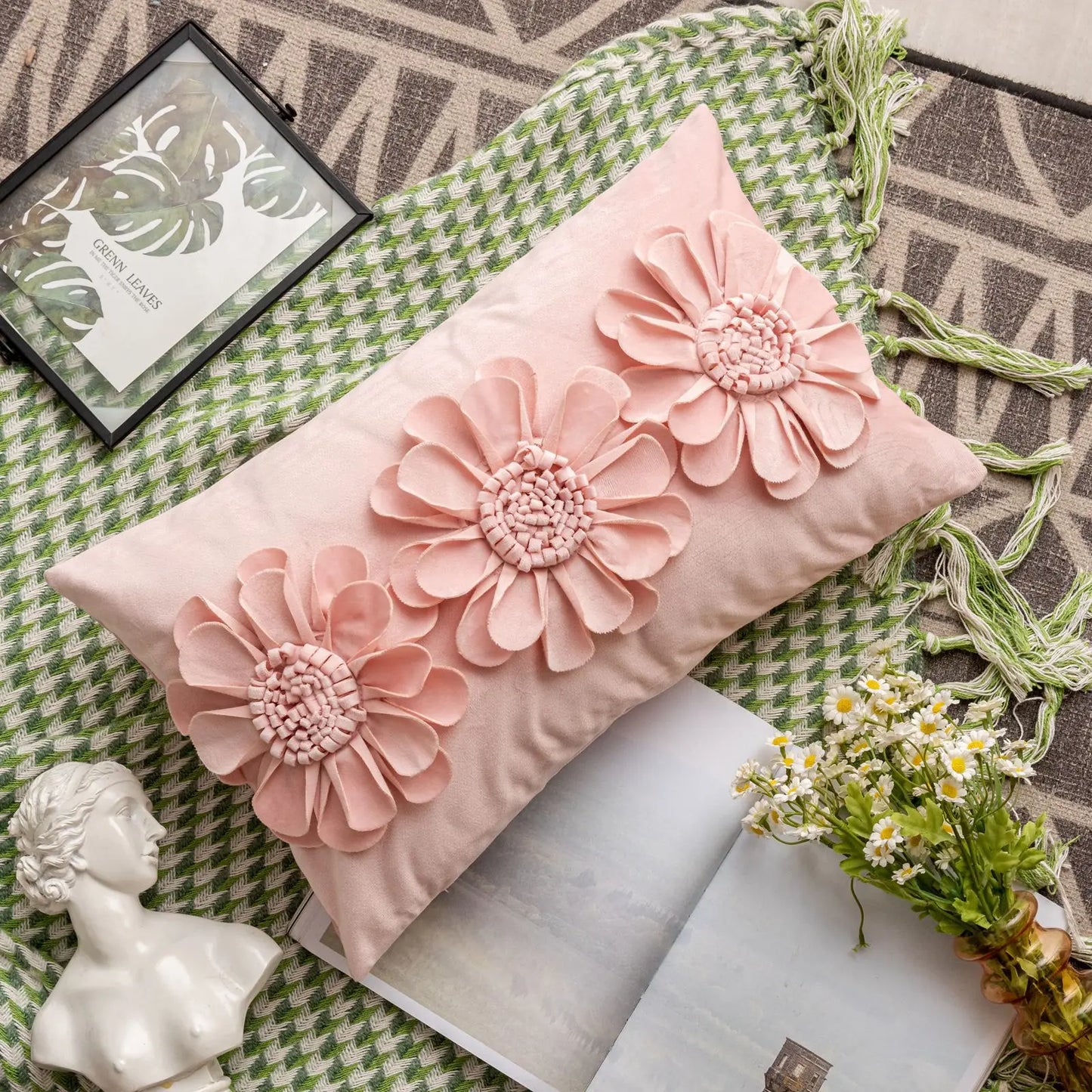 Daisy 3D Flower Pillow Covers Handmade Velvet Petals Home Decor (45x45cm)