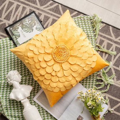 Daisy 3D Flower Pillow Covers Handmade Velvet Petals Home Decor (45x45cm)
