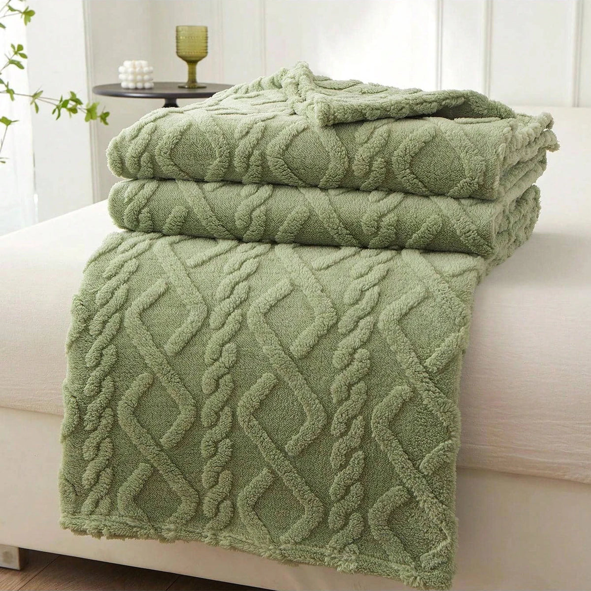 Luxurious Wide Striped Flannel Blanke