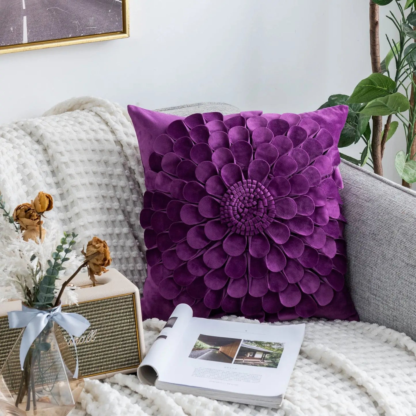 Daisy 3D Flower Pillow Covers Handmade Velvet Petals Home Decor (45x45cm)