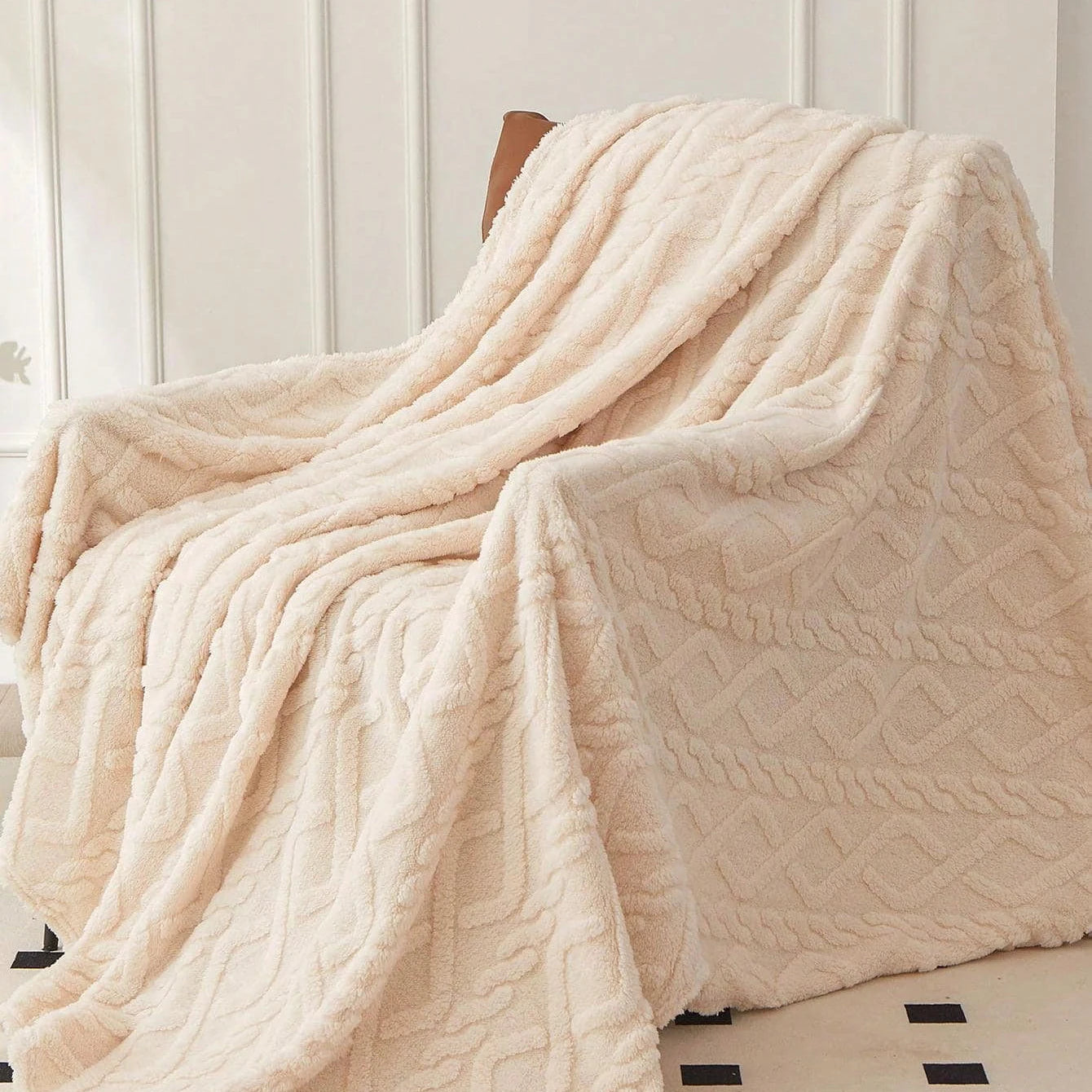 Luxurious Wide Striped Flannel Blanke
