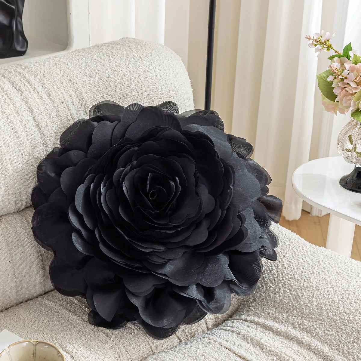 European Flower Cushion Cover Stereoscopic Flower Pillowcase Round Luxury Cushion.