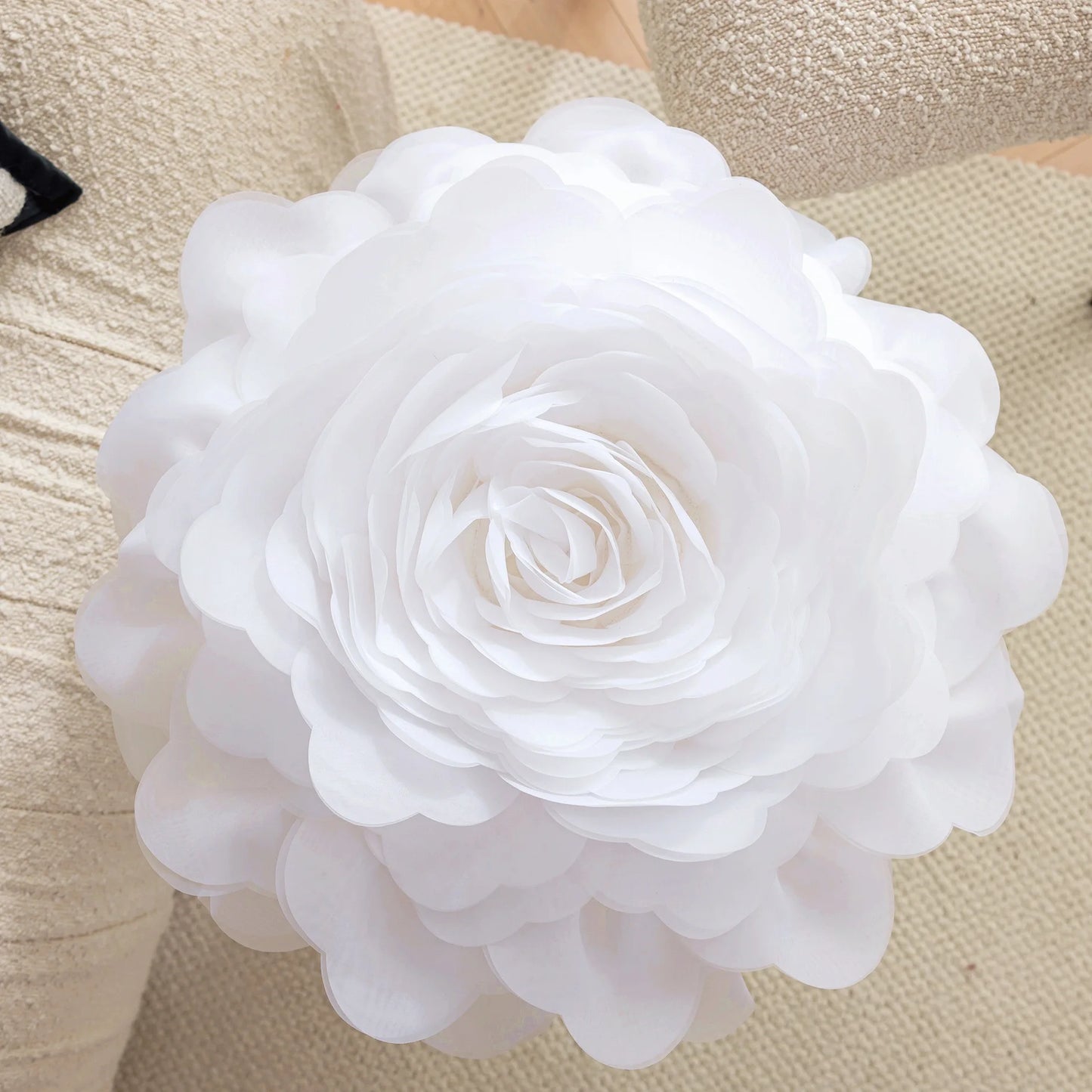 European Flower Cushion Cover Stereoscopic Flower Pillowcase Round Luxury Cushion.