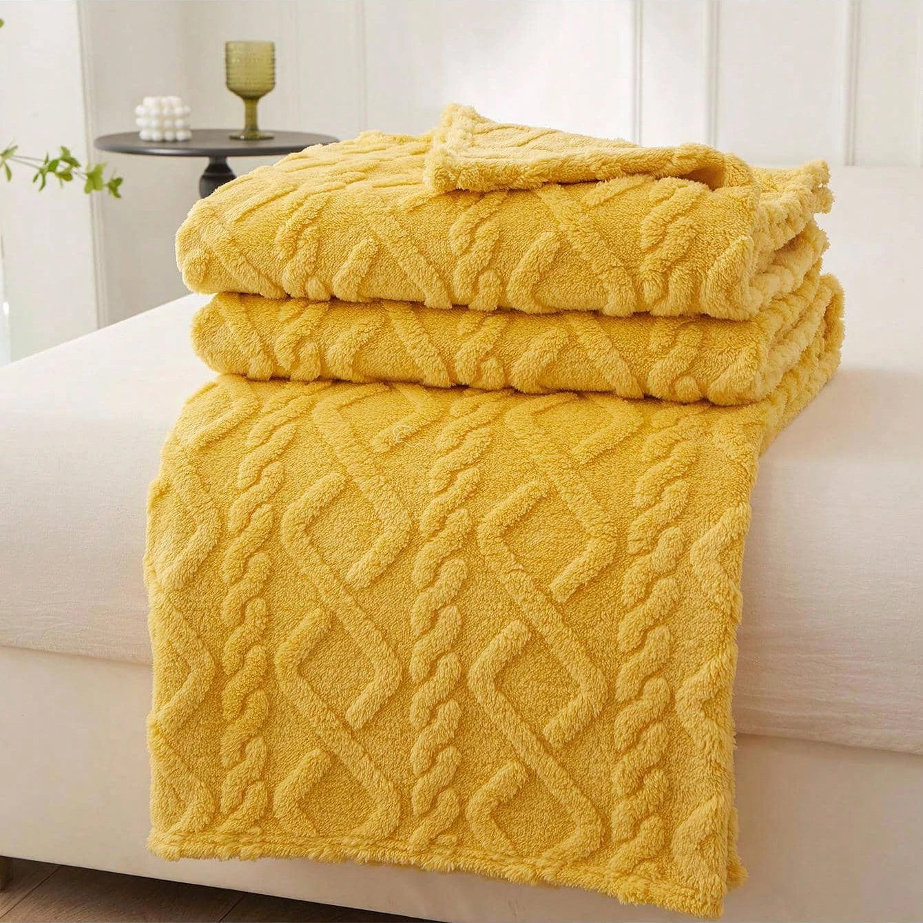 Luxurious Wide Striped Flannel Blanke